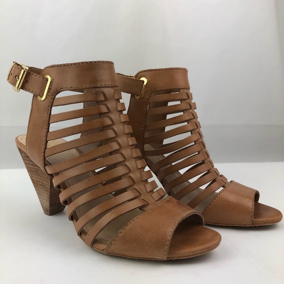 Vince Camuto Shoes - Vince Camuto 9.5M Tan Gladiator Buckle Strap Heel